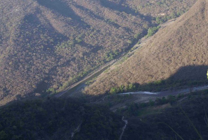 Cruce del río Santiago y el río Verde